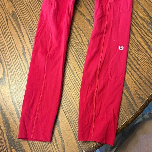 Lululemon Base Pace Legging - Picture 4 of 6